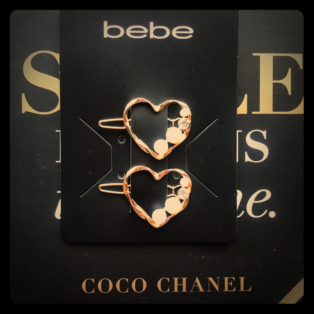 Bebe hair barretes heart💛 shaped